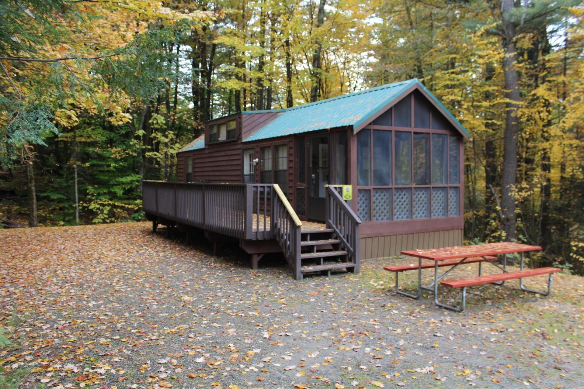 Jellystone Park Birchwood Acres Villa Greenfield Park Eksteriør billede